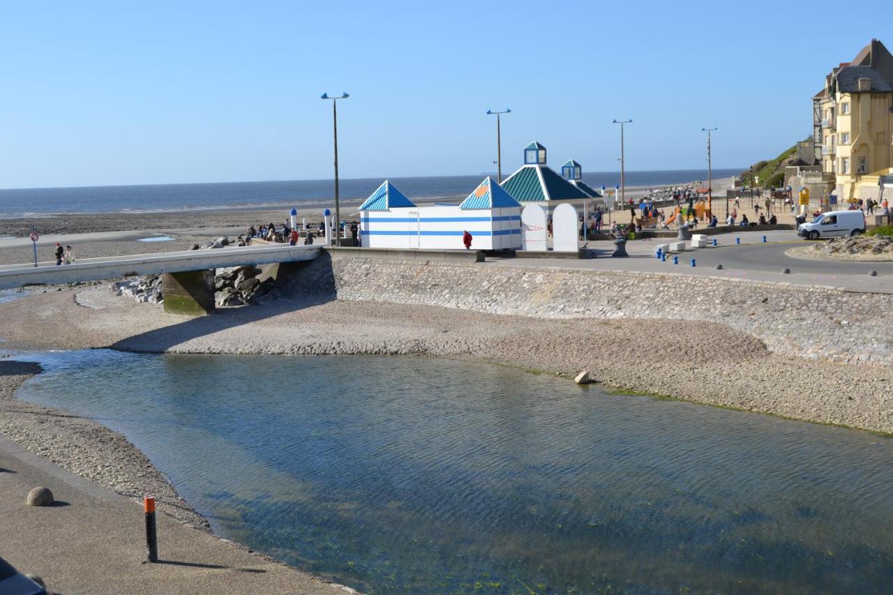 Appartement Wimereux "Les Pieds Dans L'Eau", Parking, Wifi Luaran gambar