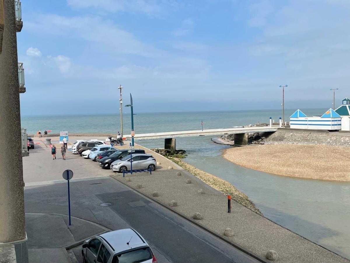 Appartement Wimereux "Les Pieds Dans L'Eau", Parking, Wifi Luaran gambar