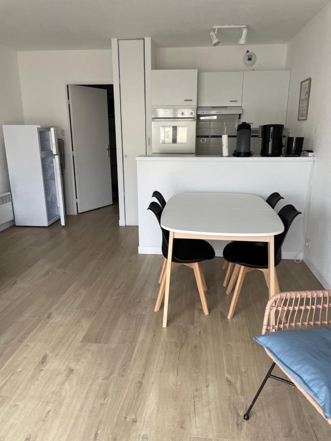 Appartement Wimereux "Les Pieds Dans L'Eau", Parking, Wifi Luaran gambar